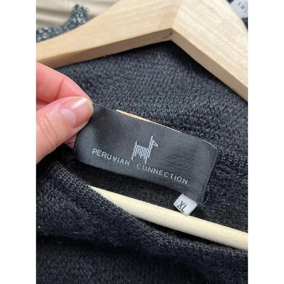 Peruvian Connection Black V-Neck Sweater 100% Alpaca Knit Size XL Women’s - Picture 3 of 5